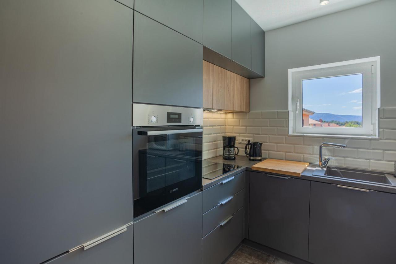 Apartman Petra ツレス エクステリア 写真