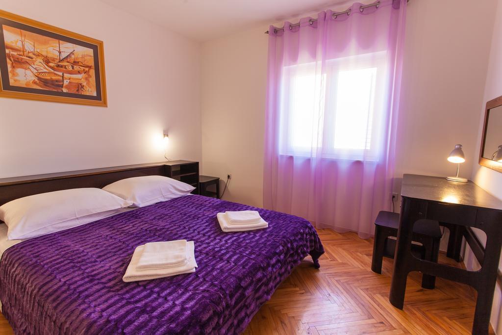 Apartman Petra ツレス エクステリア 写真