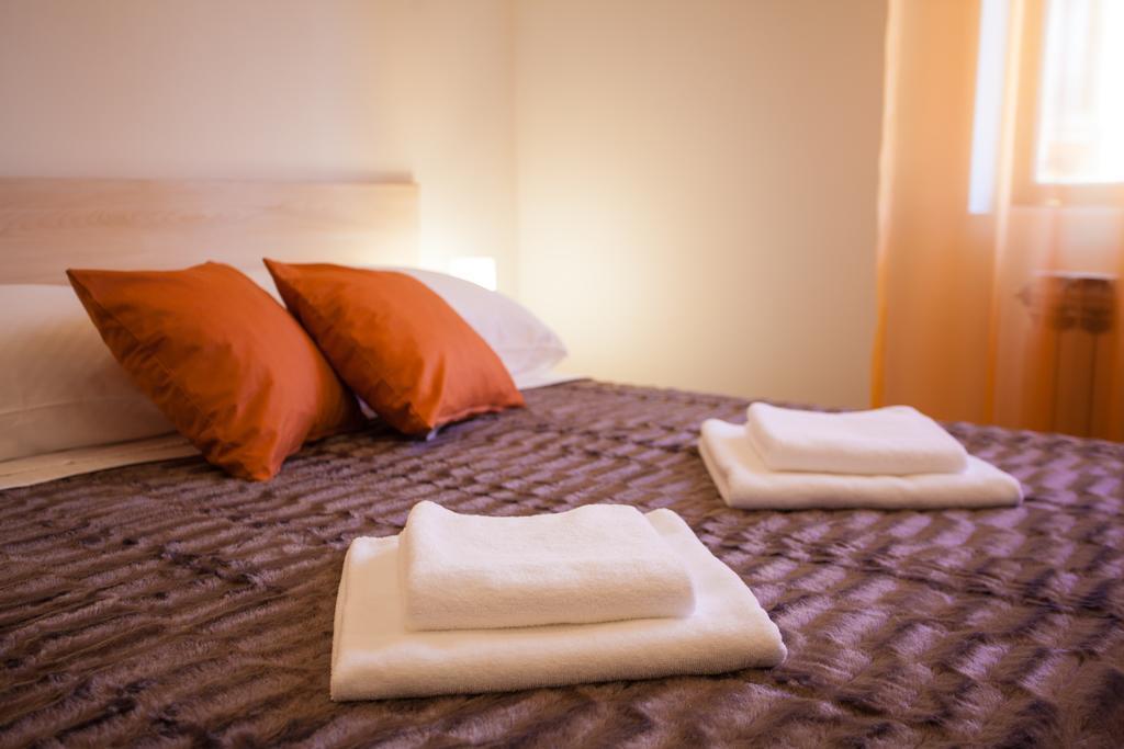 Apartman Petra ツレス エクステリア 写真