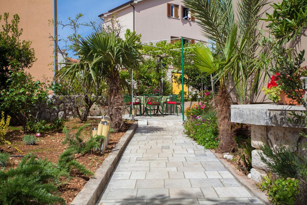 Apartman Petra ツレス エクステリア 写真